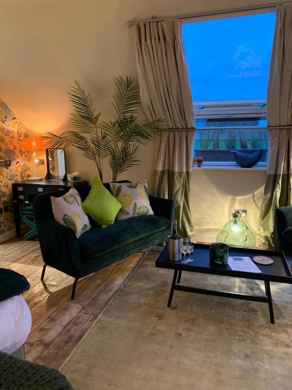 No33 Thornham Boutique Suites المظهر الخارجي الصورة